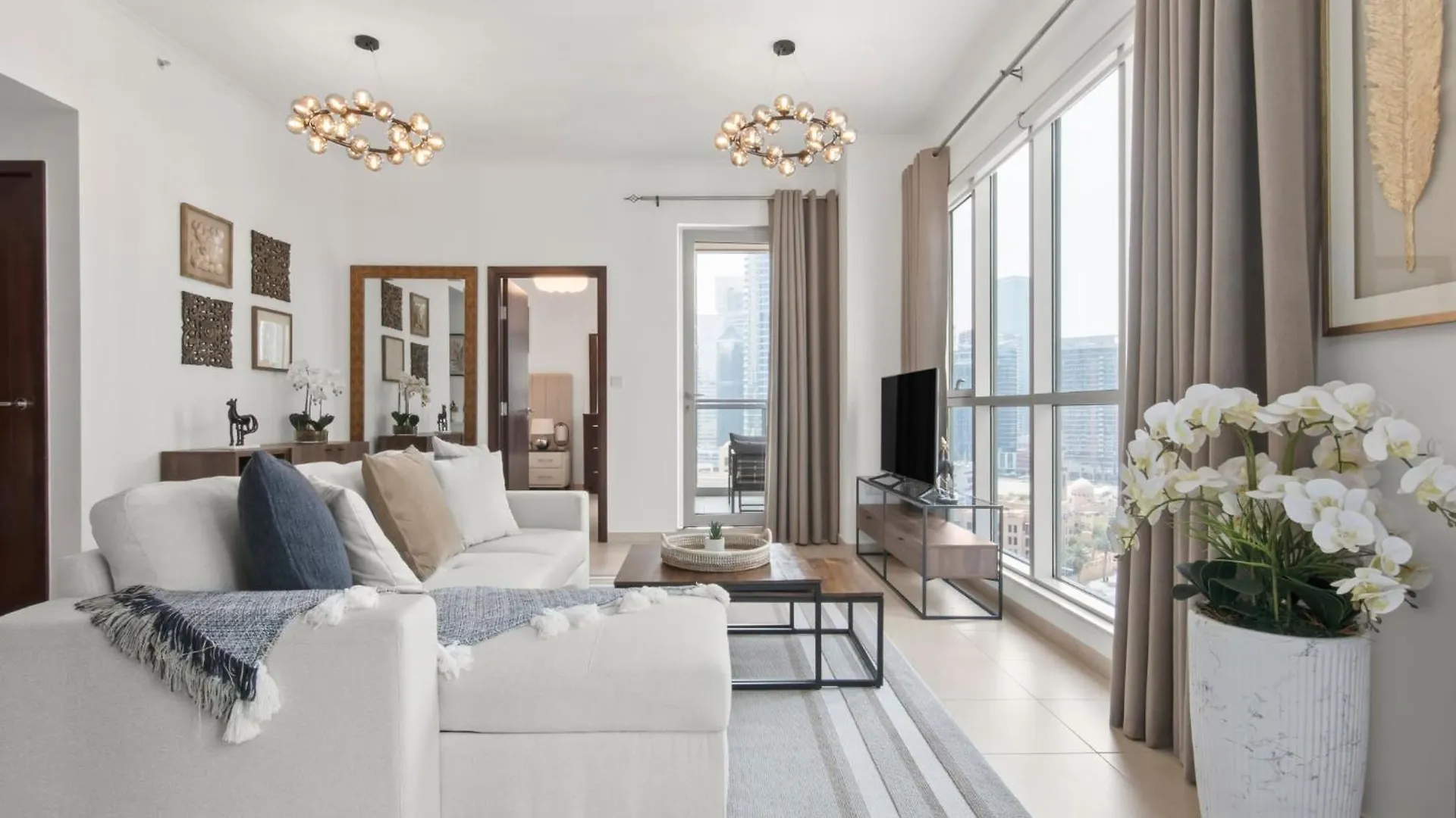 Stunning 1-Bedroom Apartment With Full Burj Khalifa View - 5-Min Walk To Dubai Mall